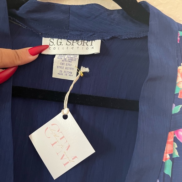 S.G. Sport Collection Floral Jacket - Picture 2 of 3